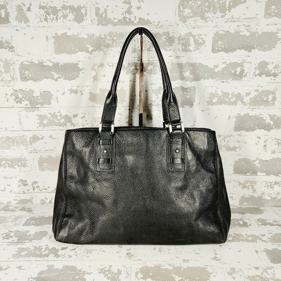 Ellen Tracy Black Leather Gold Zip Shoulder Bag 0664 - Picture 1 of 13